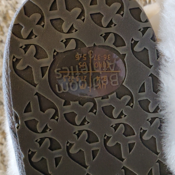 Sheepskin Slippers - Picture 4 of 4